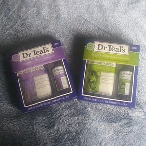 Dr. Teals trial size sets Lavender and Eucalyptus